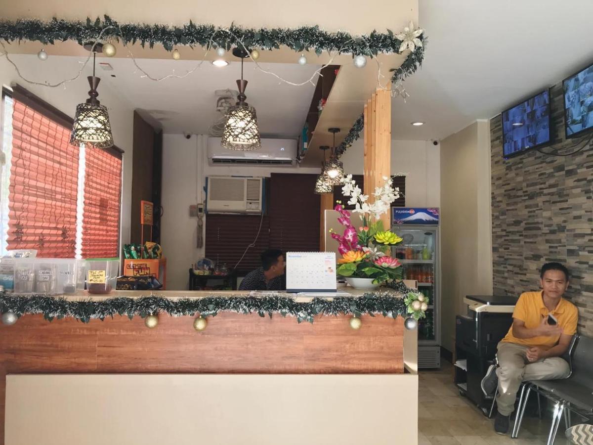 His Capsule Hostel 따끌로반 외부 사진